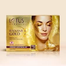 Lotus Herbals Radiant Gold Cellular Glow Facial kit